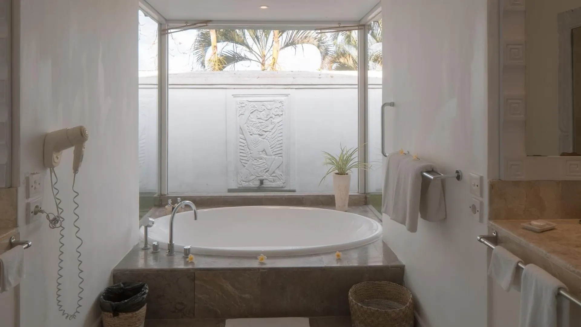 Villa Puri Balangan Uluwatu   Uluwatu (Bali)