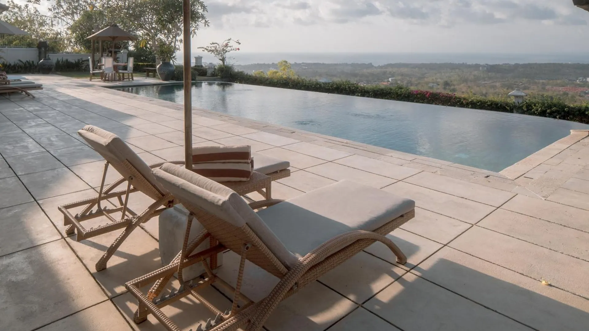 Villa Puri Balangan Uluwatu  Uluwatu (Bali)